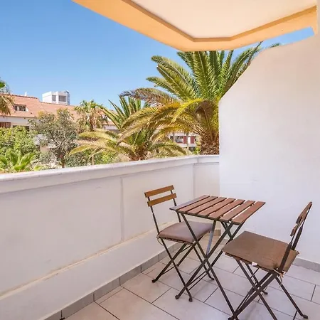 Daire Playa Honda Pool View