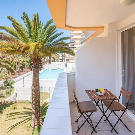 Daire Playa Honda Pool View